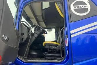Volvo FH 16 750 6x4, 551 kW, diesel, automatic