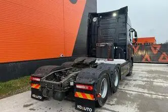 Volvo FH 16 750 6x4, 551 kW, diesel, automatic