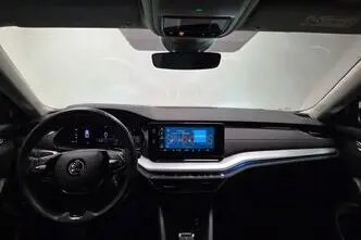 Škoda Octavia, 1.5, 110 kW, гибрид, автомат, передний привод