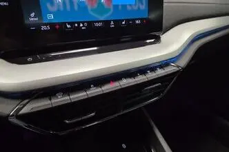 Škoda Octavia, 1.5, 110 kW, гибрид, автомат, передний привод