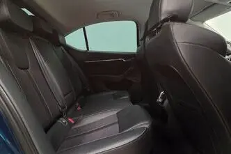 Škoda Octavia, 1.5, 110 kW, гибрид, автомат, передний привод