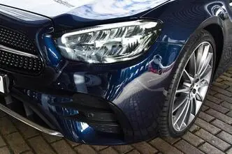 Mercedes-Benz E 200, 1.6, 118 kW, дизель, автомат, задний привод