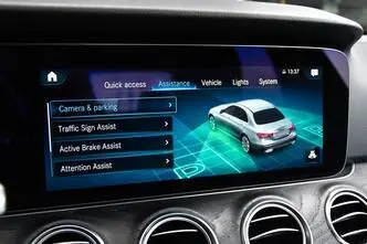 Mercedes-Benz E 200, 1.6, 118 kW, дизель, автомат, задний привод