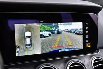 Mercedes-Benz E 200, 1.6, 118 kW, дизель, автомат, задний привод