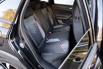 Volkswagen Taigo, 1.0, 85 kW, бензин, автомат, передний привод