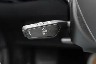 Audi e-tron, 300 kW, elektrība, automātiskā, pilnpiedziņa