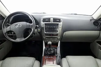 Lexus IS 220, 2.2, 130 kW, diisel, manuaal