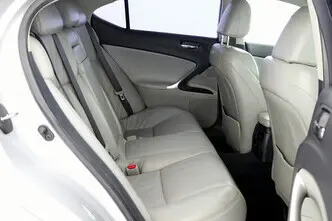 Lexus IS 220, 2.2, 130 kW, diisel, manuaal