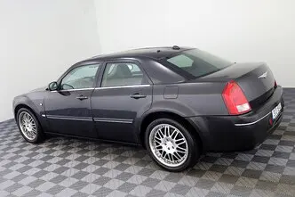 Chrysler 300C, 3.5, 183 kW, bensiin, automaat