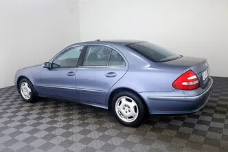 Mercedes-Benz E 200, 1.8, 120 kW, bensiin, automaat, tagavedu