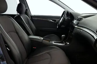 Mercedes-Benz E 200, 1.8, 120 kW, bensiin, automaat, tagavedu