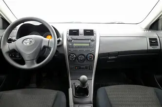 Toyota Corolla, 1.6, 91 kW, bensiin, manuaal, esivedu