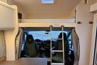 Sunlight A60, 2.2, 103 kW, dyzelinas, automatinė, priekiniai varomieji ratai