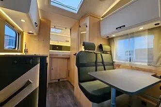 Sunlight A60, 2.2, 103 kW, dyzelinas, automatinė, priekiniai varomieji ratai