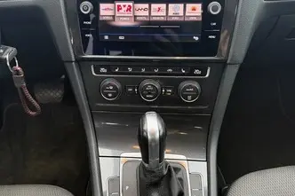 Volkswagen Golf, 1.6, 85 kW, diesel, automatic, front-wheel drive