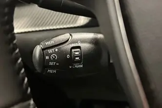 Peugeot 2008, electric, automatic, front-wheel drive