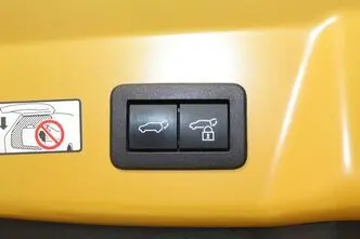 Toyota Prius, 2.0, 111 kW, pistikhübriid, automaat, esivedu