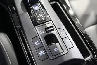 Toyota Prius, 2.0, 111 kW, pistikhübriid, automaat, esivedu