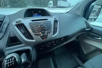 Ford Tourneo Custom, 2.0, 96 kW, diesel, manual, front-wheel drive