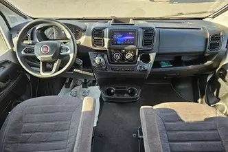 Laika Kosmo, 2.2, 103 kW, dyzelinas, mechaninė, priekiniai varomieji ratai