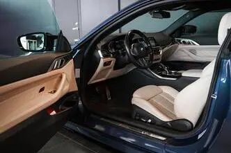 BMW M440, 3.0, 275 kW, hybrid, automatic, four-wheel drive