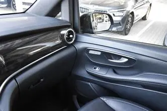 Mercedes-Benz V 250, 2.1, 140 kW, diesel, automatic, four-wheel drive