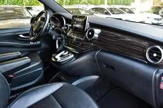 Mercedes-Benz V 250, 2.1, 140 kW, diesel, automatic, four-wheel drive