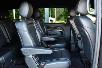 Mercedes-Benz V 250, 2.1, 140 kW, diesel, automatic, four-wheel drive