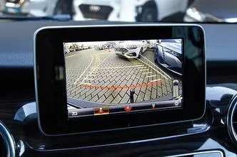 Mercedes-Benz V 250, 2.1, 140 kW, diesel, automatic, four-wheel drive