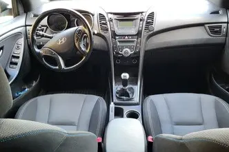 Hyundai i30, 1.6, 99 kW, petrol, manual, front-wheel drive