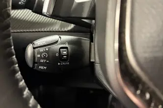 Peugeot 2008, 1.2, 96 kW, petrol, automatic, front-wheel drive