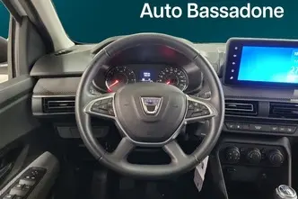 Dacia Sandero, 1.0, 67 kW, petrol, manual, front-wheel drive