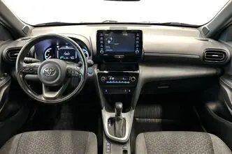 Toyota Yaris Cross, 1.5, 68 kW, гибрид, автомат, передний привод