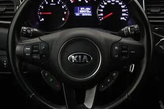 Kia Carens, 1.6, 99 kW, petrol, manual, front-wheel drive