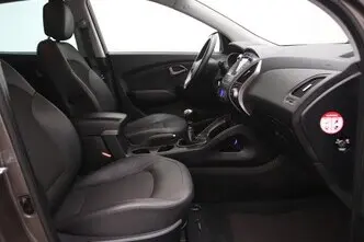 Hyundai ix35, 1.6, 99 kW, petrol, manual, front-wheel drive