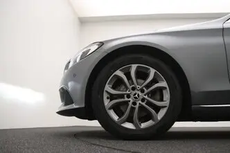 Mercedes-Benz C 180, 1.6, 115 kW, petrol, automatic, rear-wheel drive