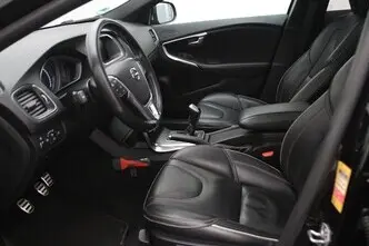 Volvo V40, 2.0, 140 kW, petrol, manual, front-wheel drive