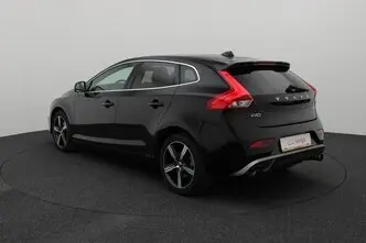 Volvo V40, 2.0, 140 kW, petrol, manual, front-wheel drive