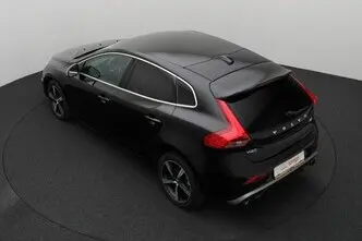 Volvo V40, 2.0, 140 kW, petrol, manual, front-wheel drive