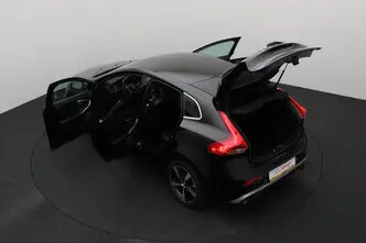 Volvo V40, 2.0, 140 kW, petrol, manual, front-wheel drive