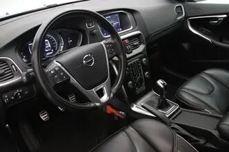 Volvo V40, 2.0, 140 kW, petrol, manual, front-wheel drive