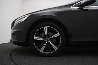 Volvo V40, 2.0, 140 kW, petrol, manual, front-wheel drive