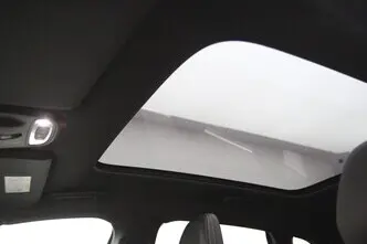 Volvo V40, 2.0, 140 kW, petrol, manual, front-wheel drive