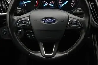 Ford Kuga, 1.5, 88 kW, petrol, manual, front-wheel drive