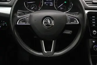 Škoda Superb, 2.0, 110 kW, diesel, automatic, front-wheel drive