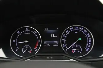 Škoda Superb, 2.0, 110 kW, diesel, automatic, front-wheel drive