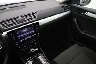 Škoda Superb, 2.0, 110 kW, diesel, automatic, front-wheel drive