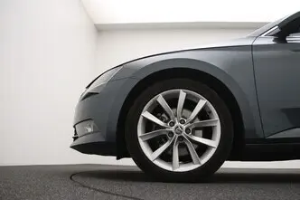 Škoda Superb, 2.0, 110 kW, diesel, automatic, front-wheel drive