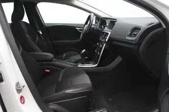 Volvo V40, 1.6, 84 kW, diesel, manual, front-wheel drive