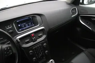 Volvo V40, 1.6, 84 kW, diesel, manual, front-wheel drive